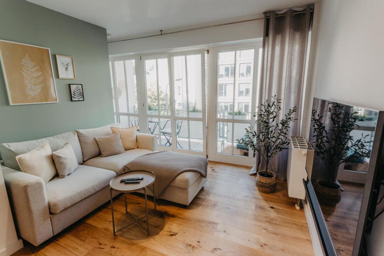 Traber Apartments Im Herzen Leipzigs Balkon Parkplatz ภายนอก รูปภาพ