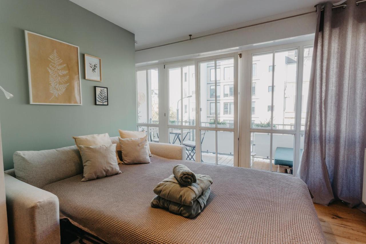 Traber Apartments Im Herzen Leipzigs Balkon Parkplatz ภายนอก รูปภาพ