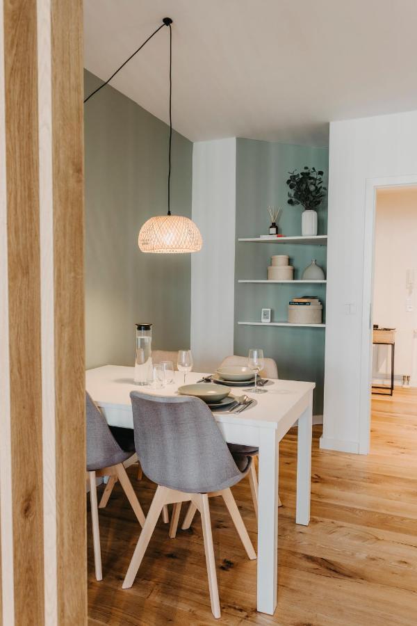 Traber Apartments Im Herzen Leipzigs Balkon Parkplatz ภายนอก รูปภาพ
